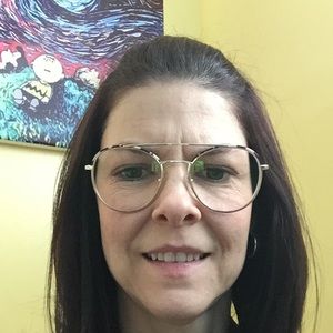 Meet your Posher, Karine